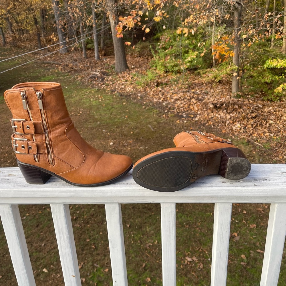 Woman’s boots.
